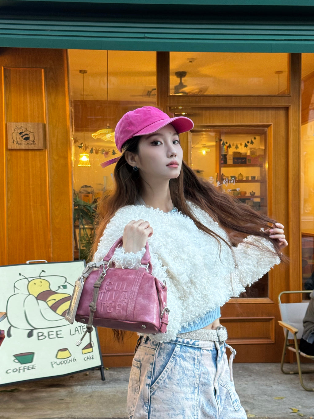 CULTIVATOR YS-24111 Mini Boston Bag Pink - Model Sideways Pose